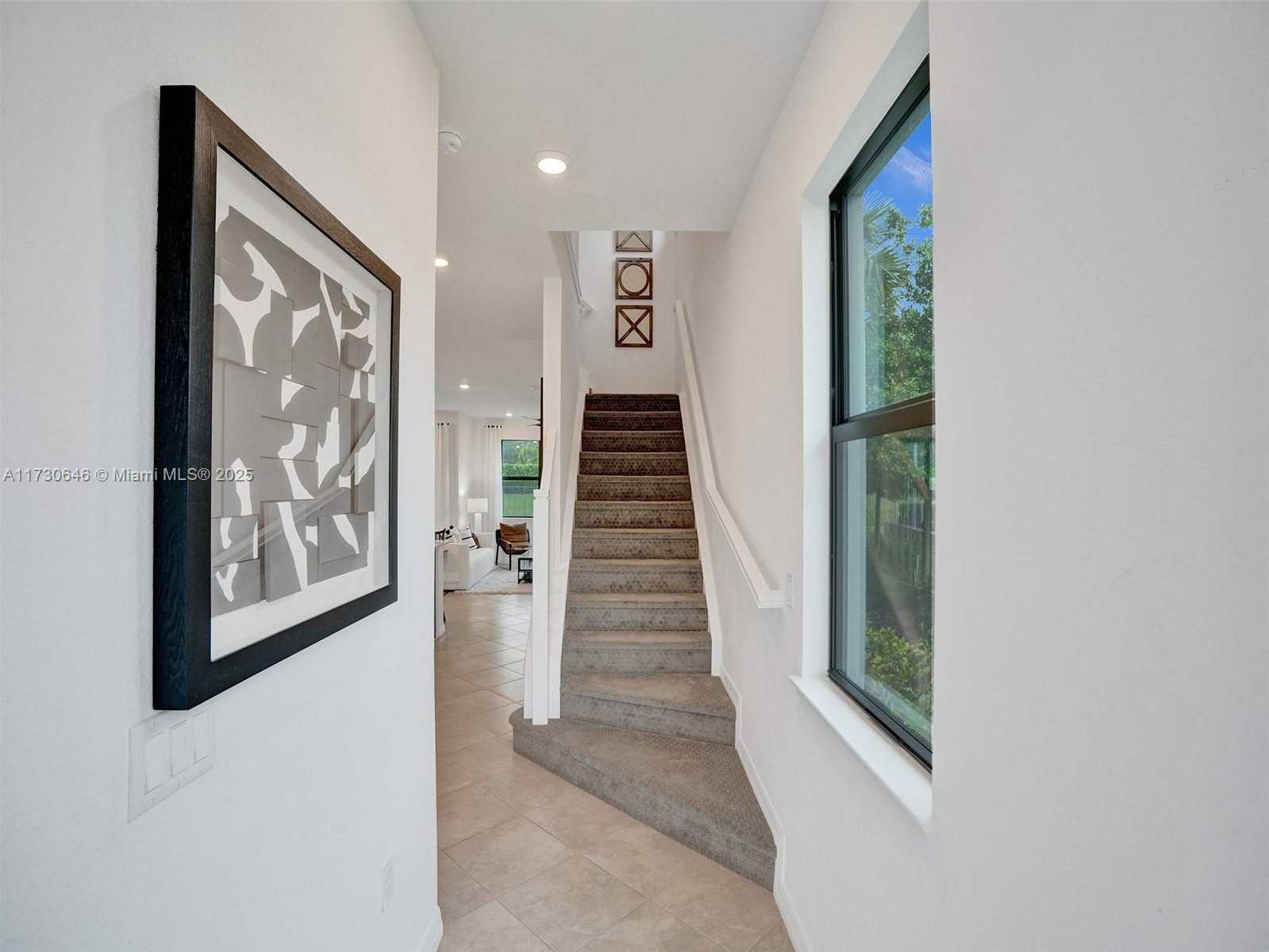 Small Image of 2343 ROLLINGWOOD CT, Oakland Park Number 7