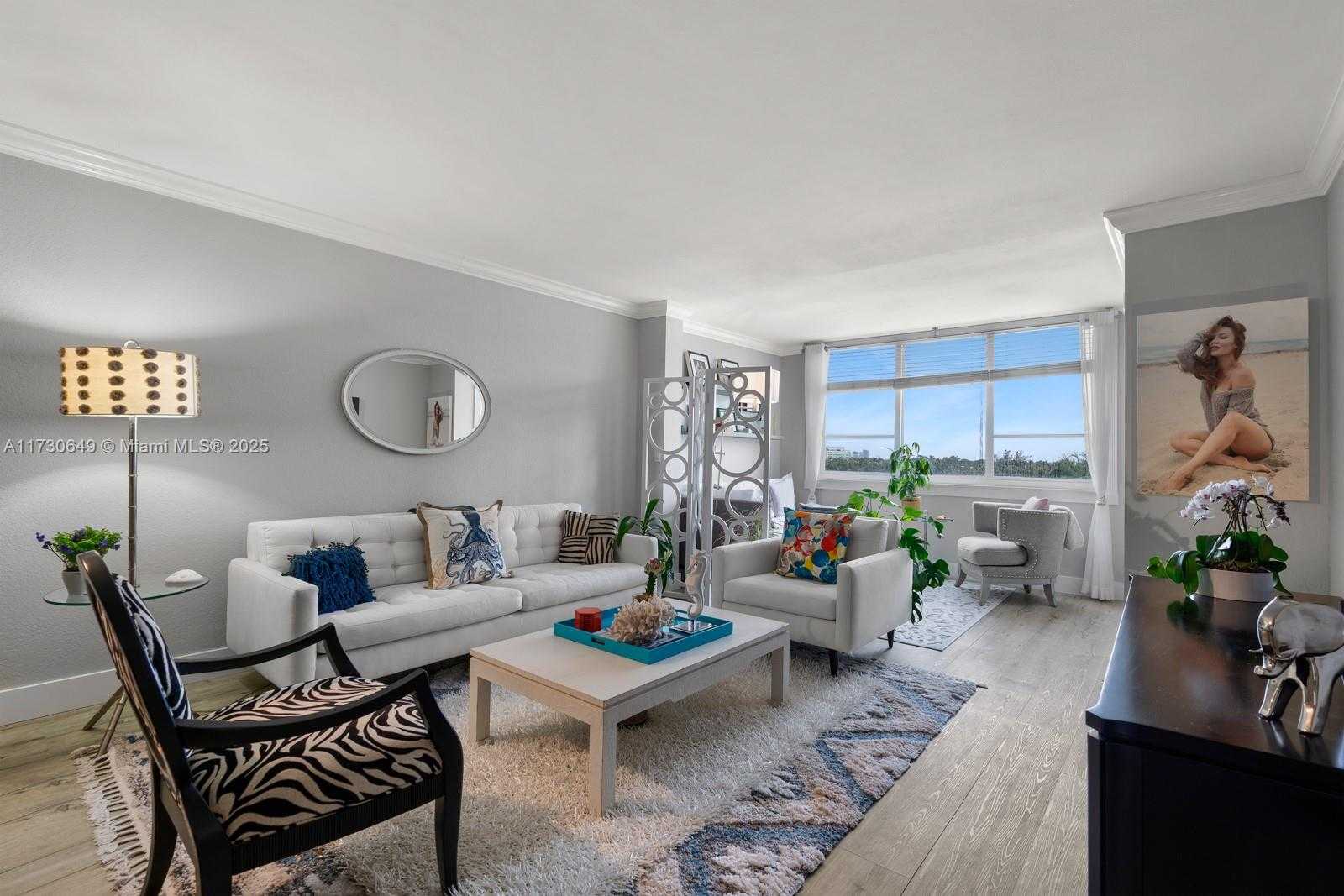 Small Image of 5005 Collins Ave, Miami Beach, FL 33140, USA Number 11