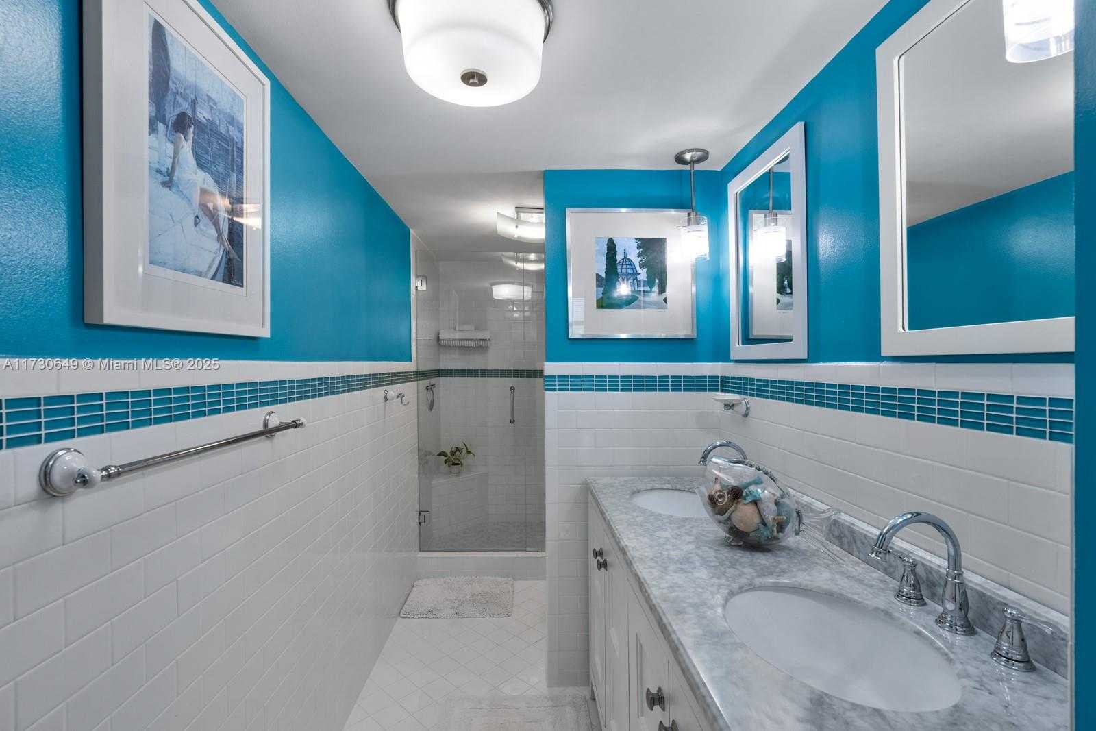 Small Image of 5005 Collins Ave, Miami Beach, FL 33140, USA Number 16