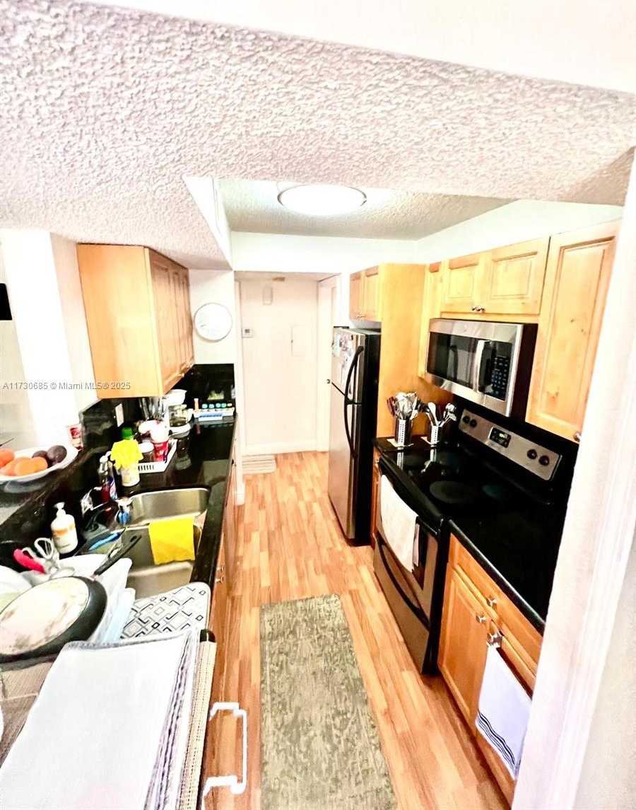 Small Image of 15689 SOUTH WEST 106TH LN #702, Miami Number 19