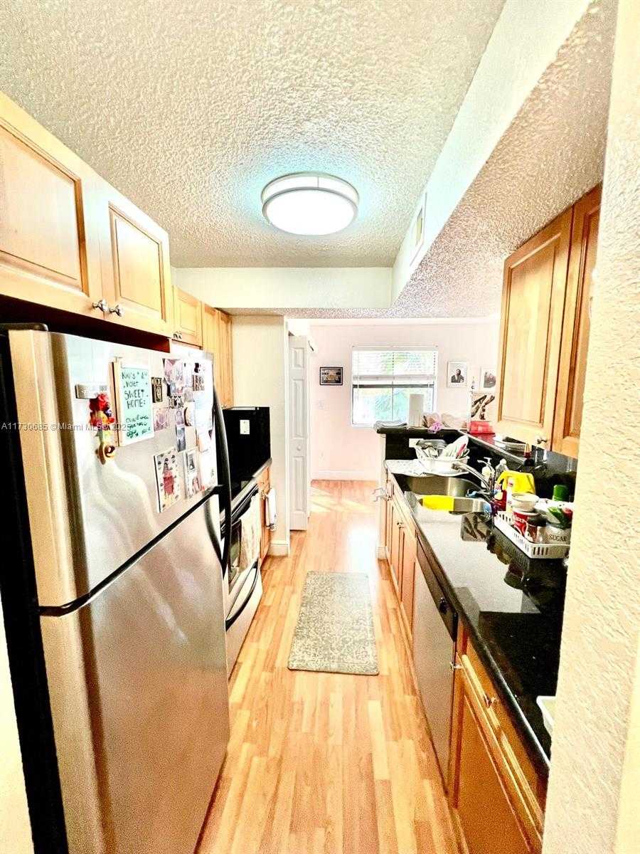 Small Image of 15689 SOUTH WEST 106TH LN #702, Miami Number 24