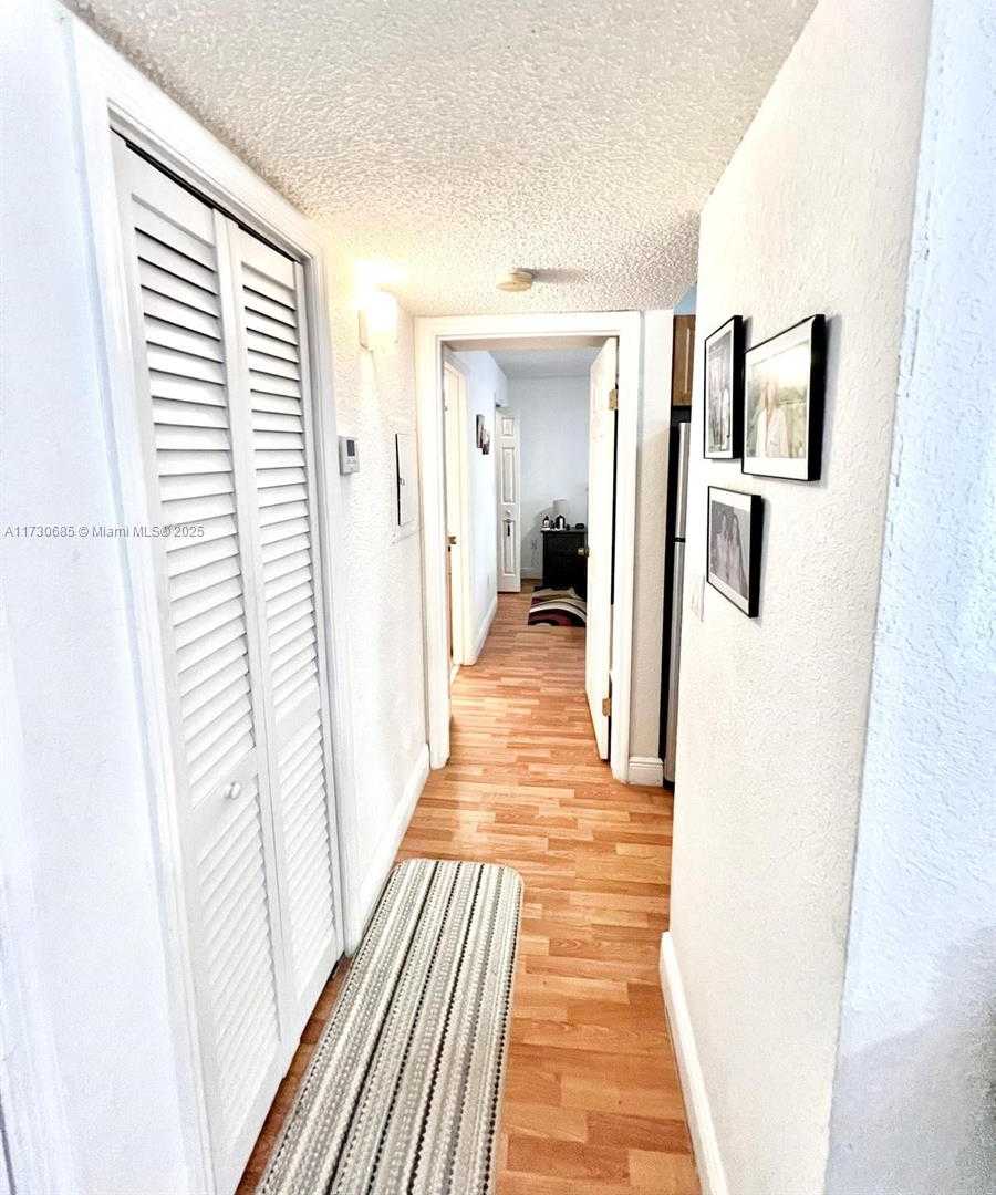 Small Image of 15689 SOUTH WEST 106TH LN #702, Miami Number 31