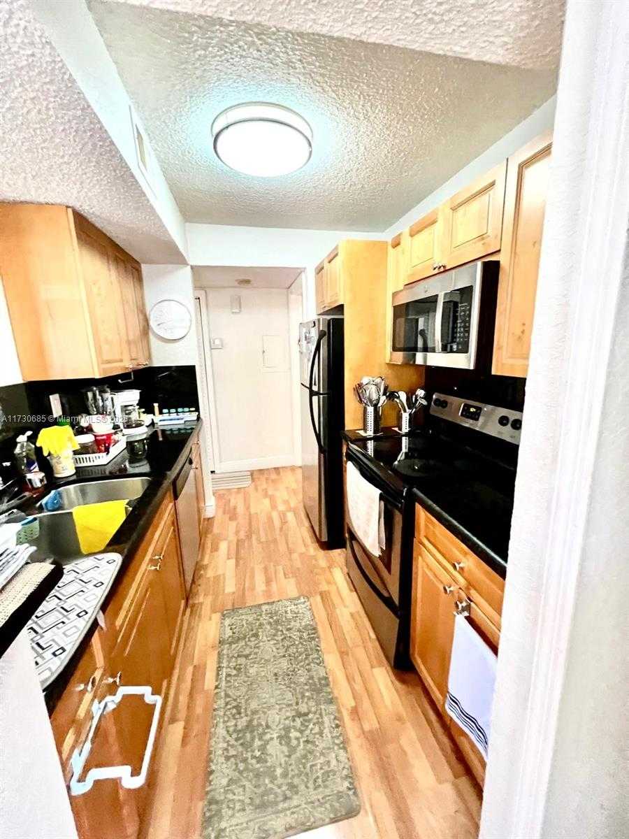 Small Image of 15689 SOUTH WEST 106TH LN #702, Miami Number 32