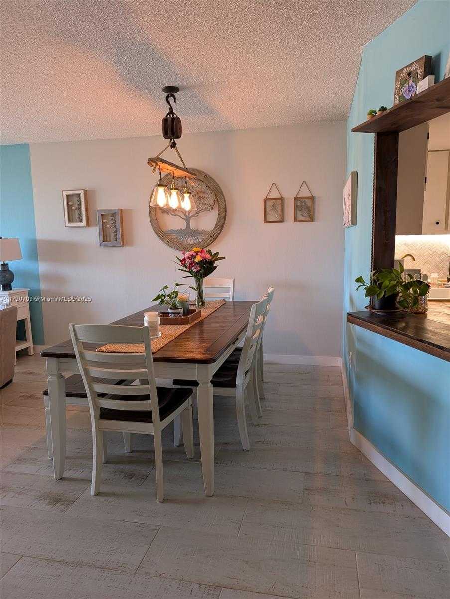 Small Image of 1750 NORTH EAST 191ST ST #418-3, Miami Number 19