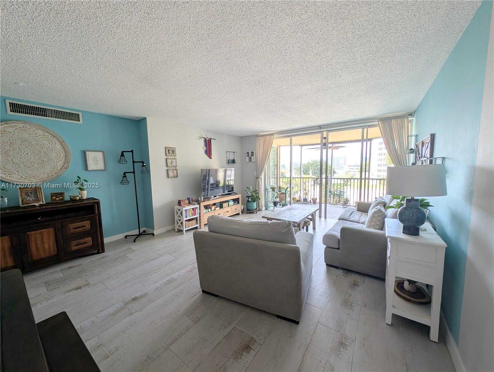 Small Image of 1750 NORTH EAST 191ST ST #418-3, Miami Number 23