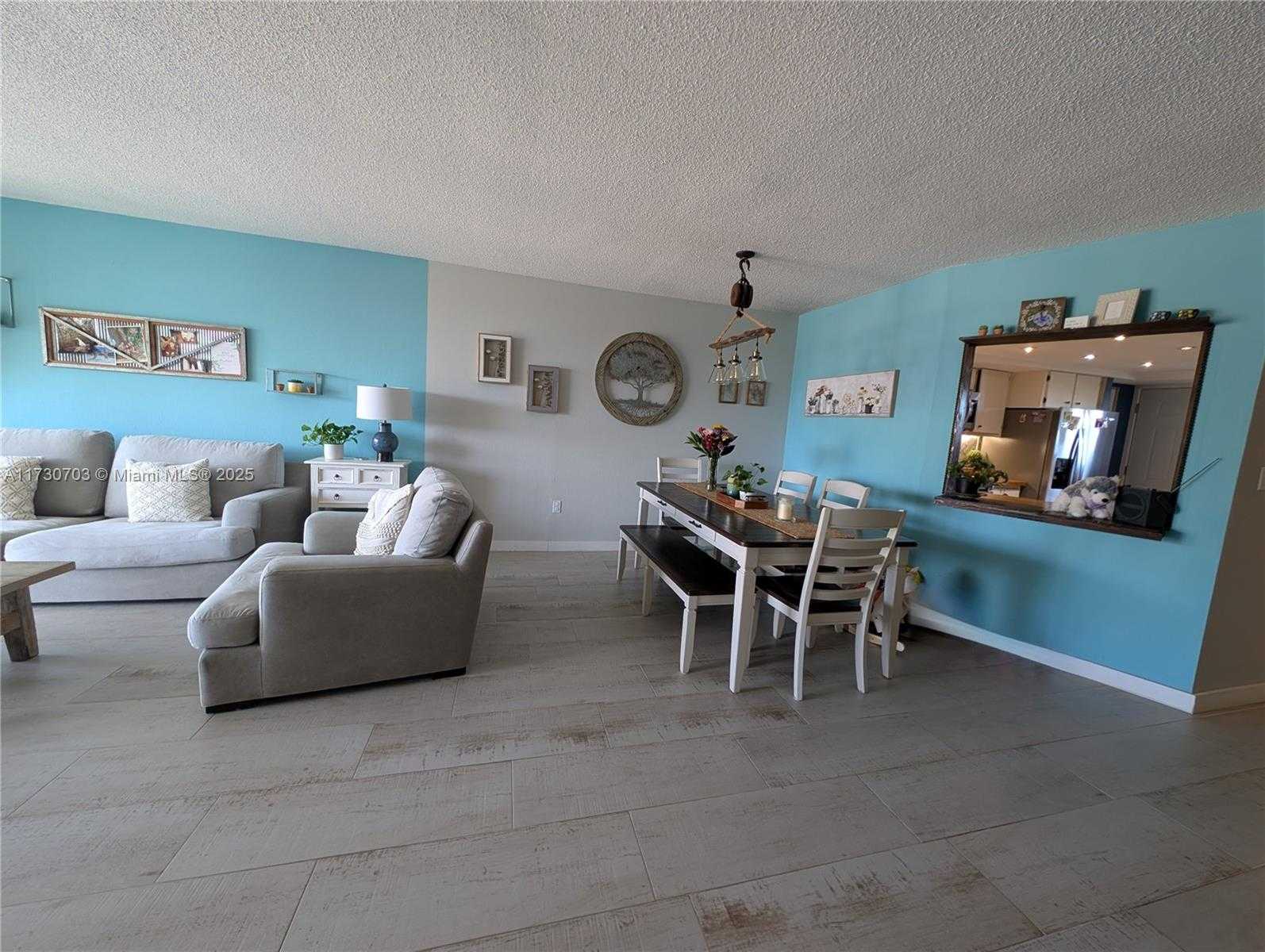 Small Image of 1750 NORTH EAST 191ST ST #418-3, Miami Number 24