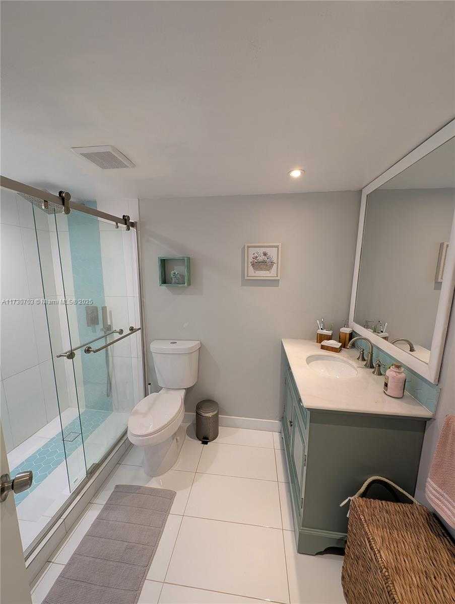 Small Image of 1750 NORTH EAST 191ST ST #418-3, Miami Number 9