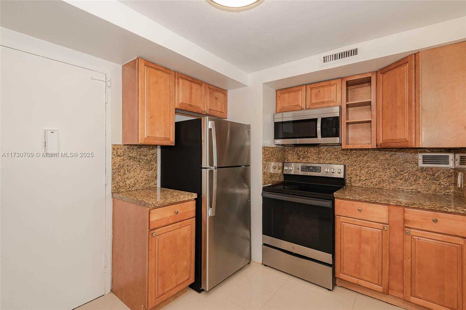 Small Image of 3505 SOUTH OCEAN DR #1411, Hollywood Number 16