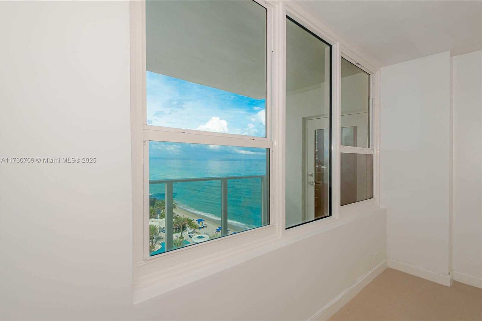 Small Image of 3505 SOUTH OCEAN DR #1411, Hollywood Number 21