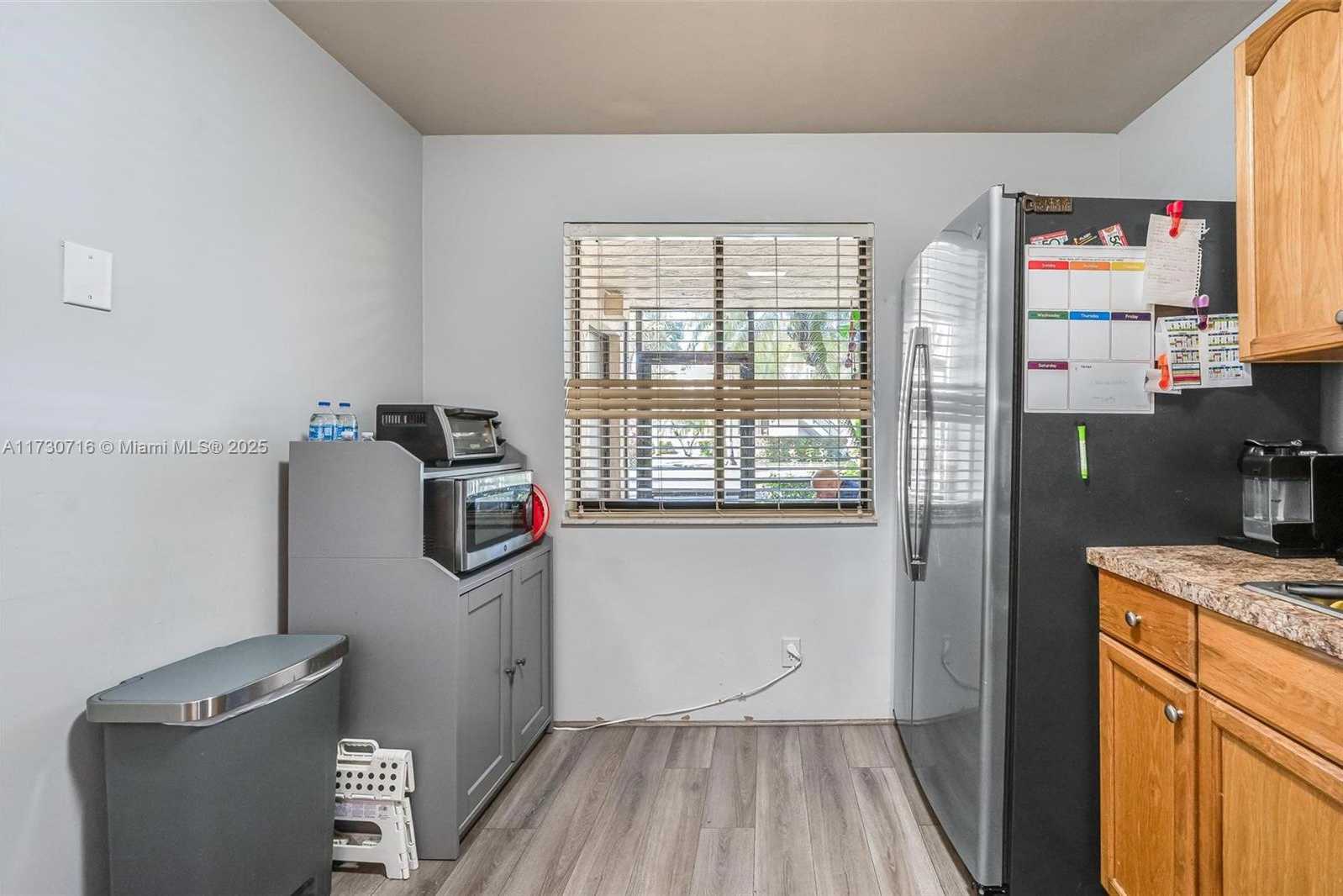 Small Image of 16431 BLATT BLVD #103, Weston Number 15