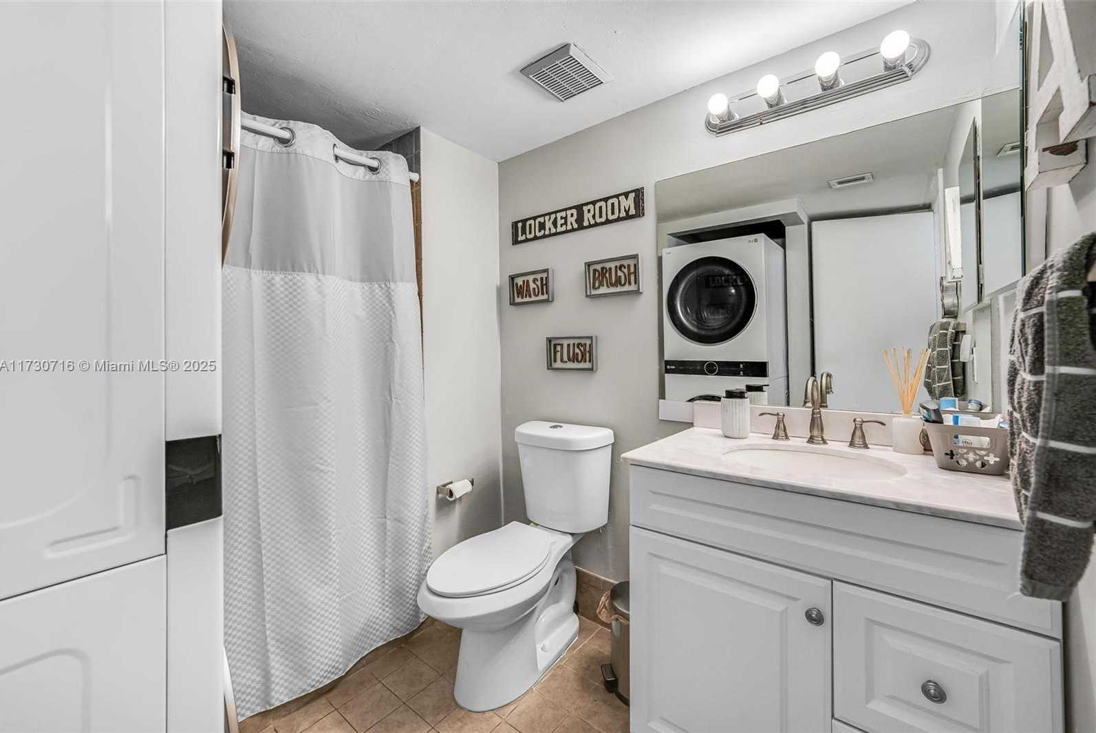 Small Image of 16431 BLATT BLVD #103, Weston Number 17