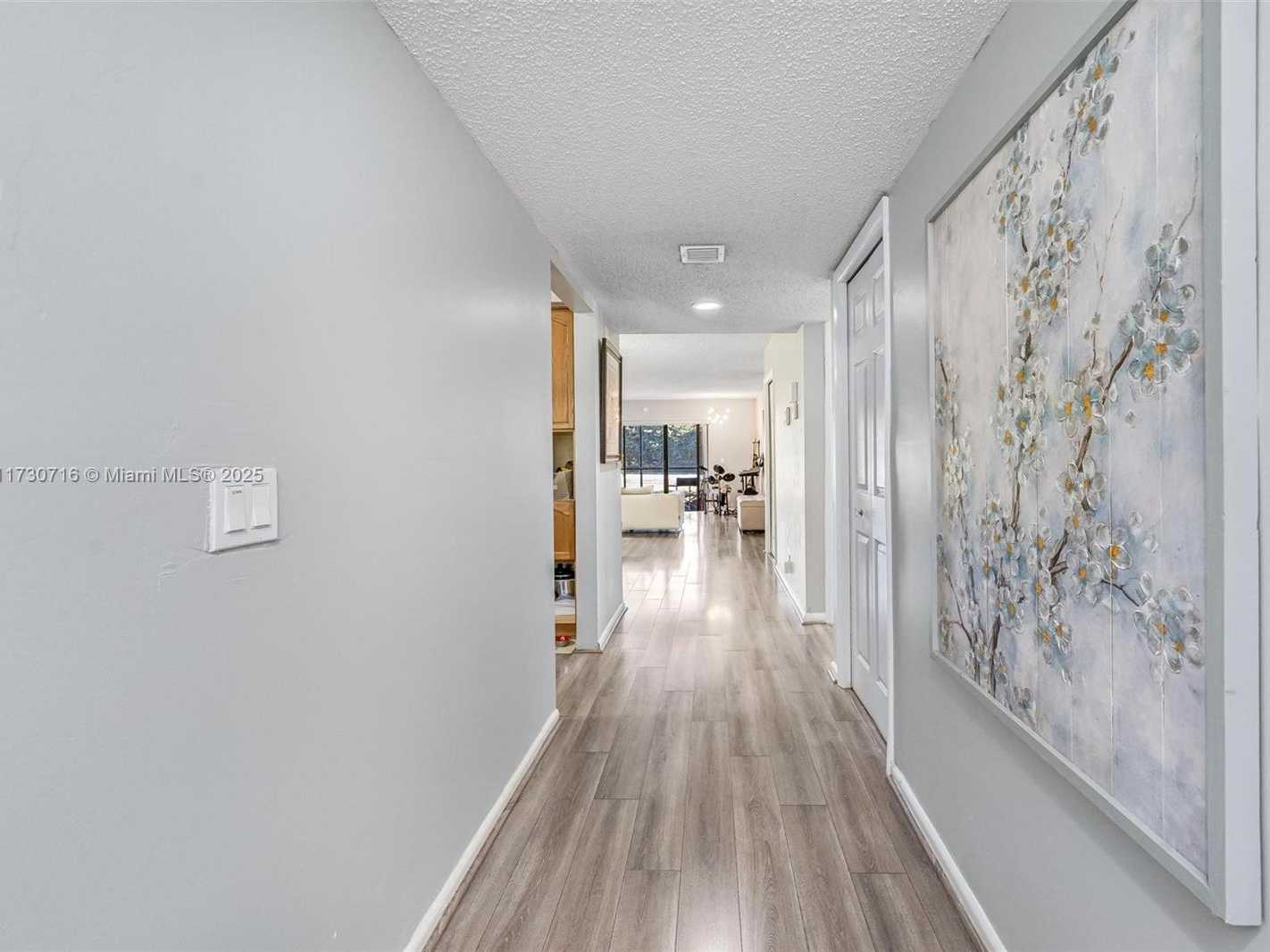 Small Image of 16431 BLATT BLVD #103, Weston Number 19