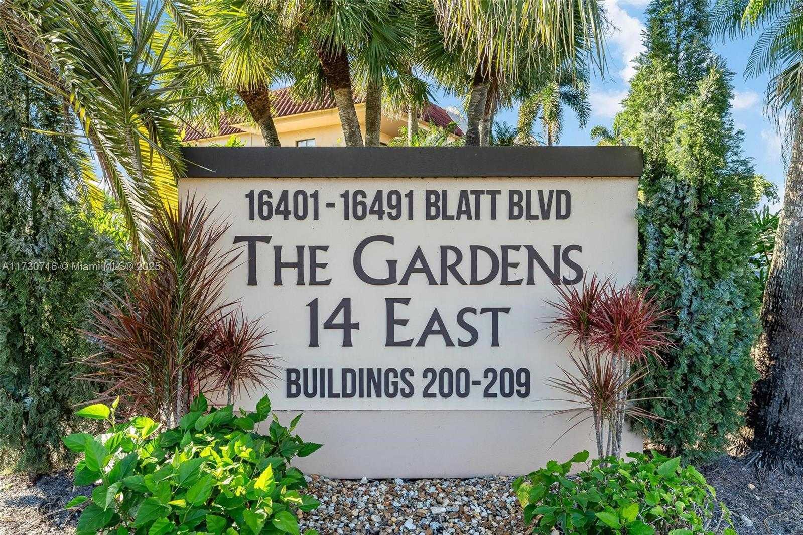 Small Image of 16431 BLATT BLVD #103, Weston Number 2