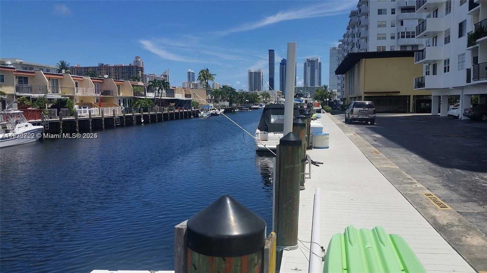 Small Image of 3703 NORTH EAST 166TH ST #709, North Miami Beach Number 3