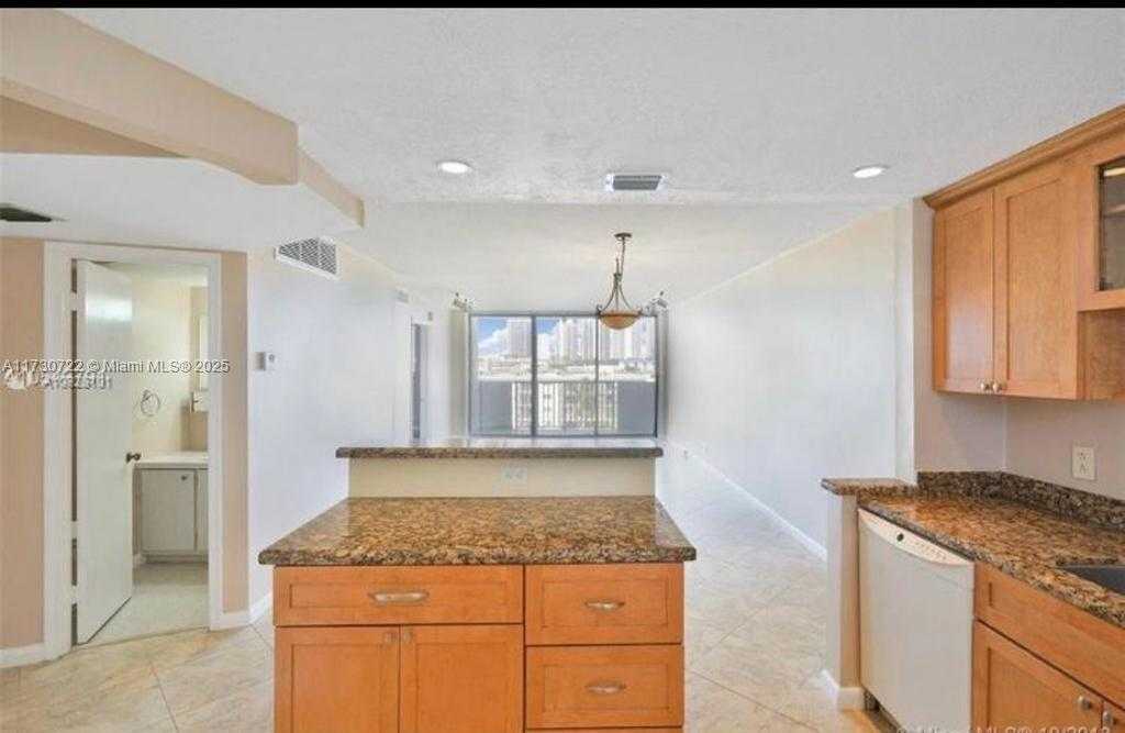 Small Image of 3703 NORTH EAST 166TH ST #709, North Miami Beach Number 5