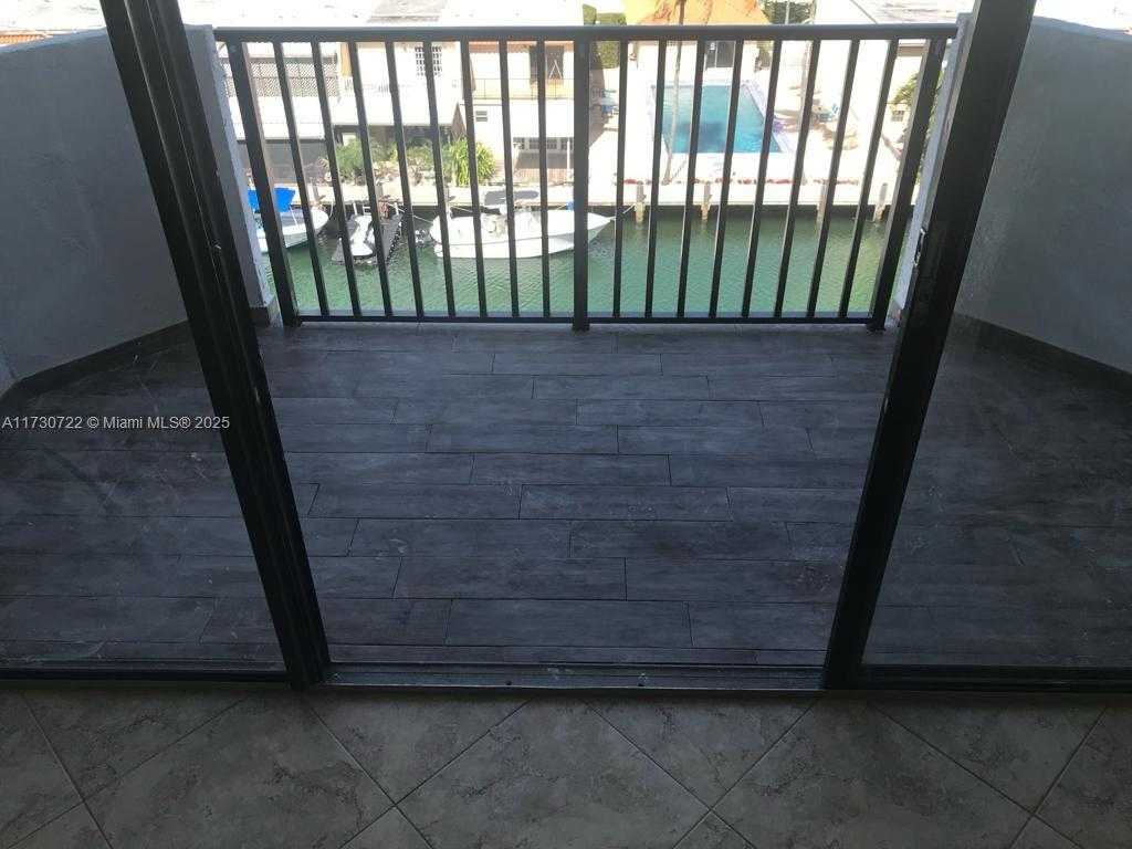 Small Image of 3703 NORTH EAST 166TH ST #709, North Miami Beach Number 9