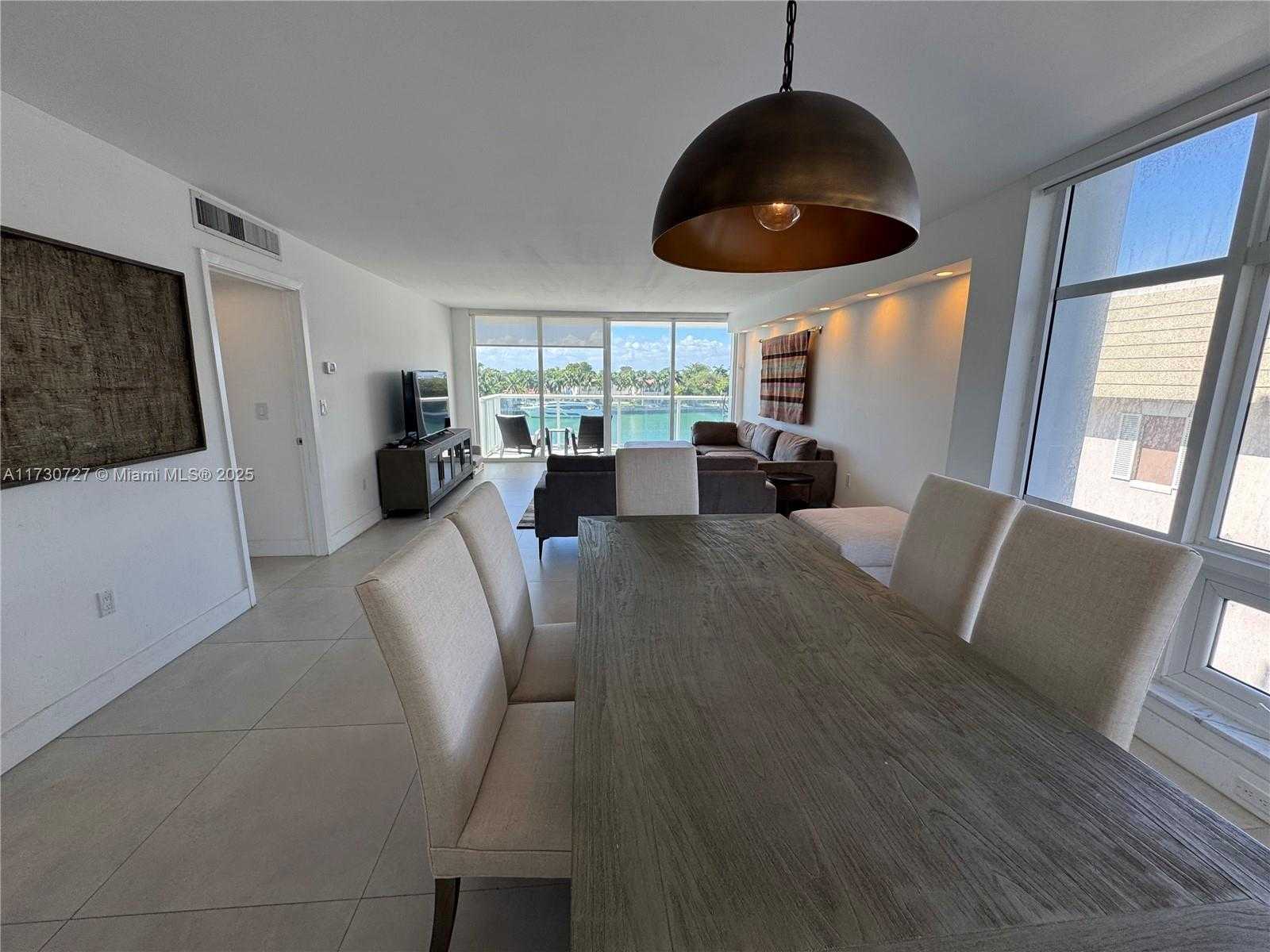 Small Image of 5750 COLLINS AVE #4F, Miami Beach Number 15