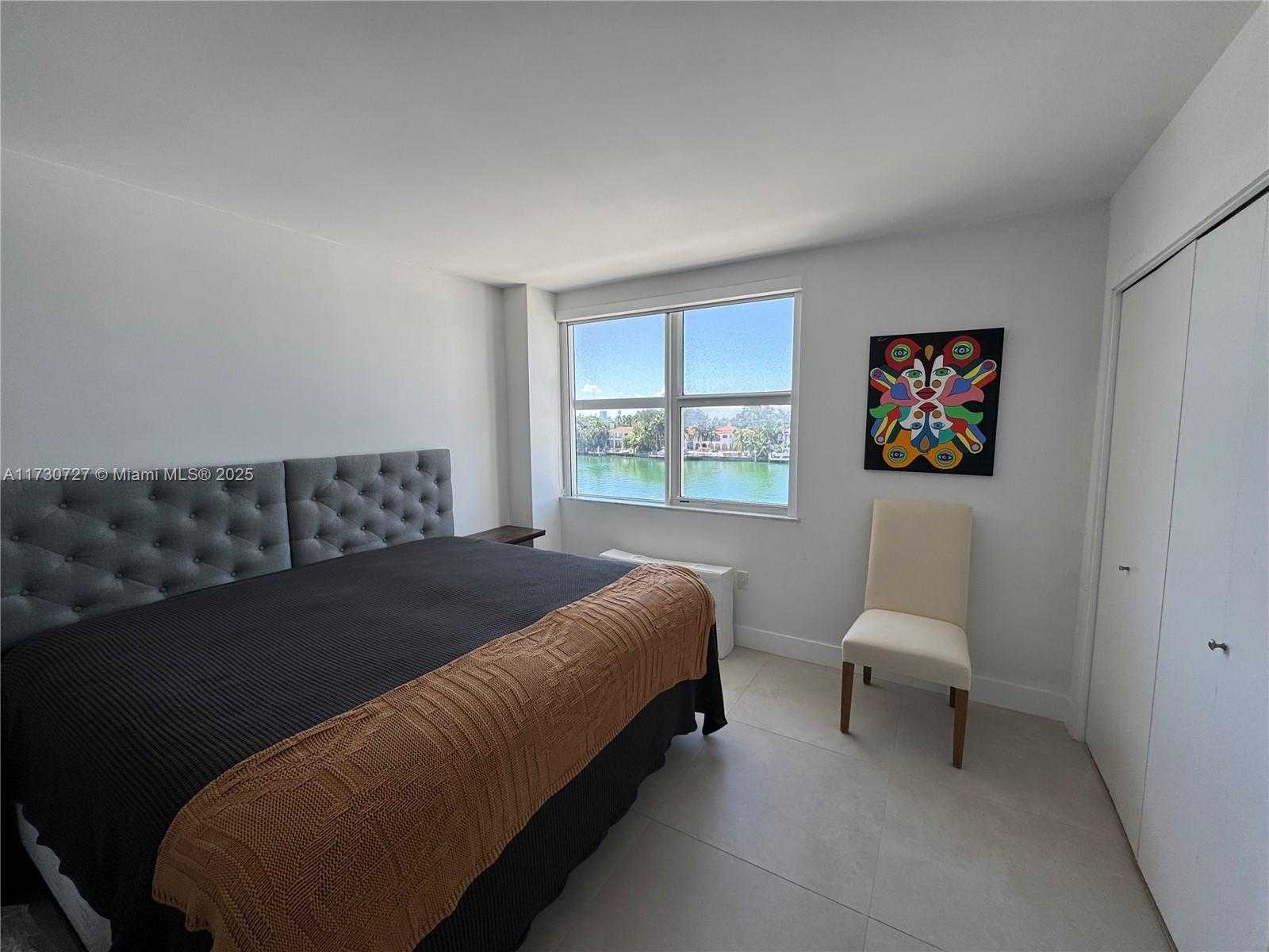 Small Image of 5750 COLLINS AVE #4F, Miami Beach Number 17