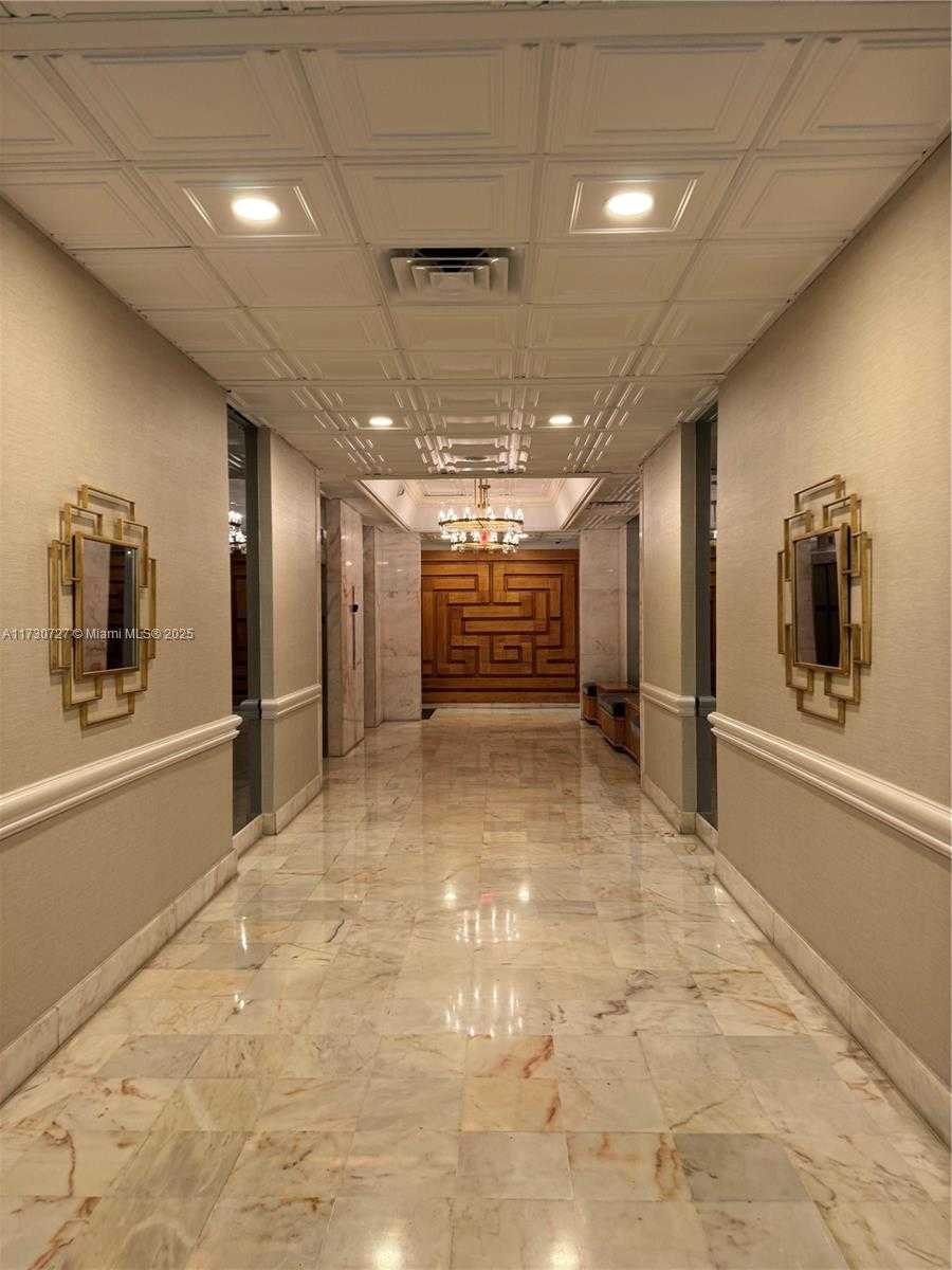 Small Image of 5750 COLLINS AVE #4F, Miami Beach Number 29