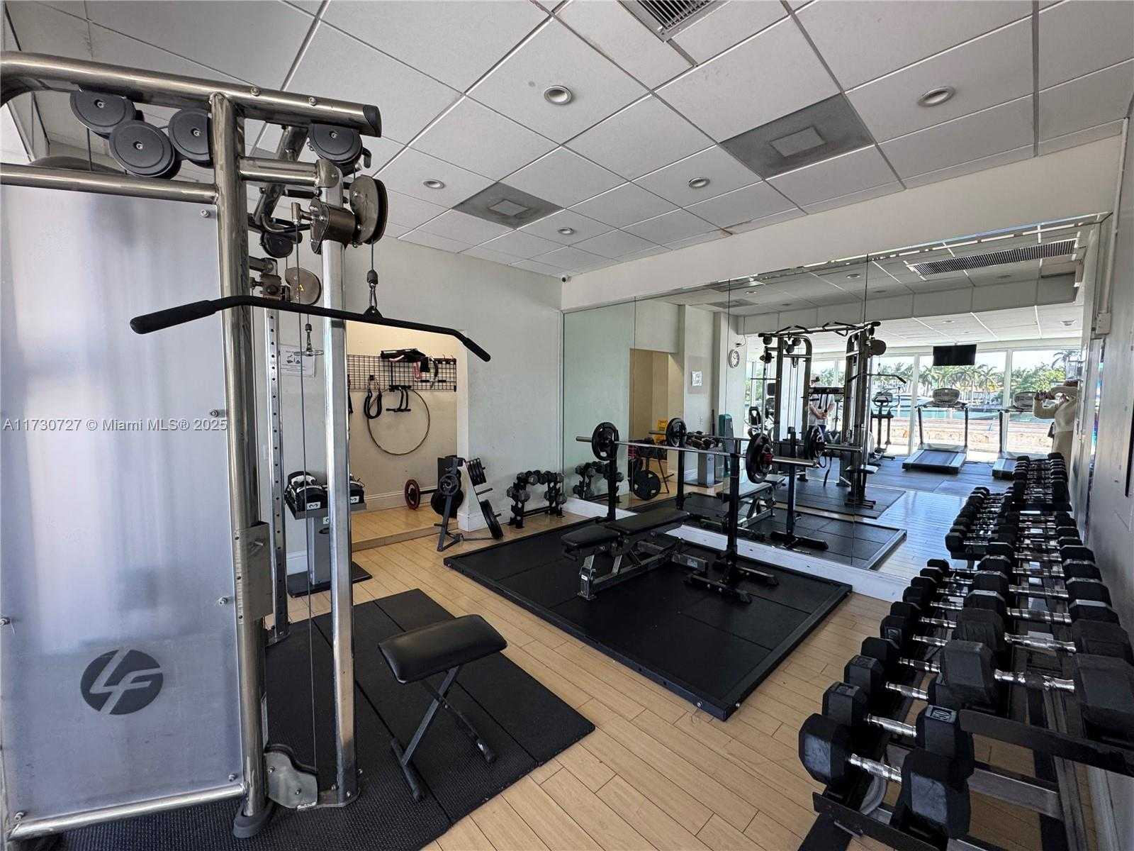 Small Image of 5750 COLLINS AVE #4F, Miami Beach Number 38
