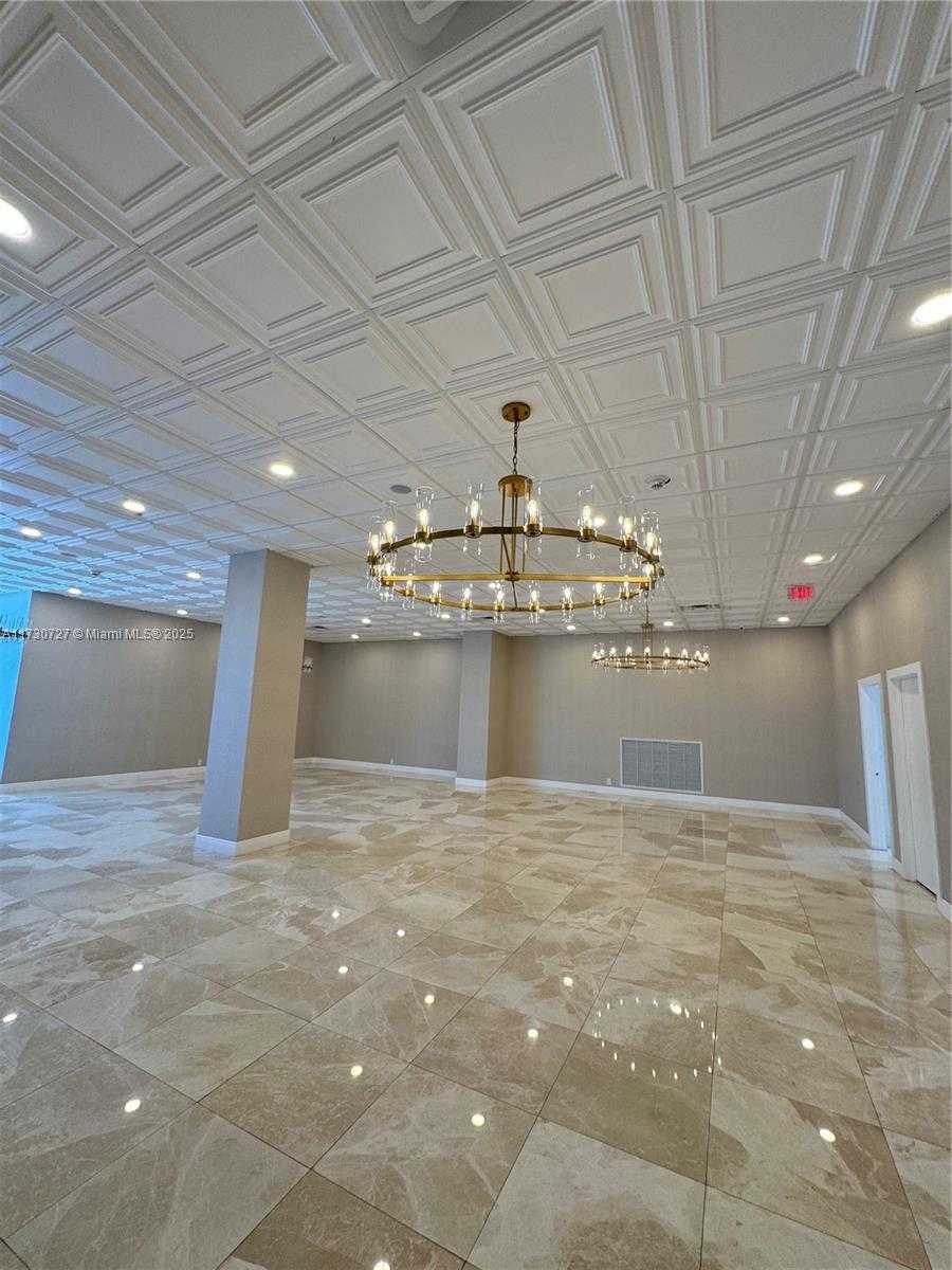 Small Image of 5750 COLLINS AVE #4F, Miami Beach Number 39
