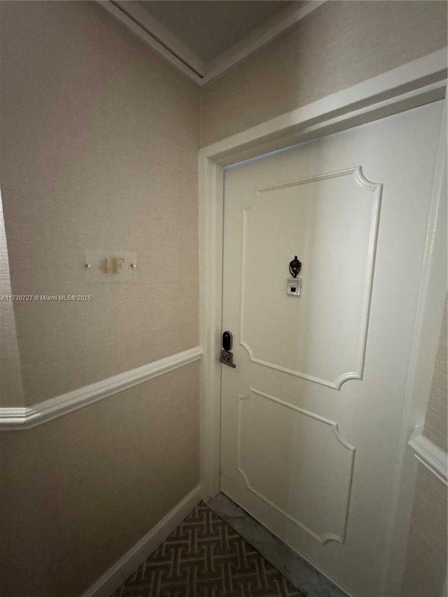 Small Image of 5750 COLLINS AVE #4F, Miami Beach Number 6