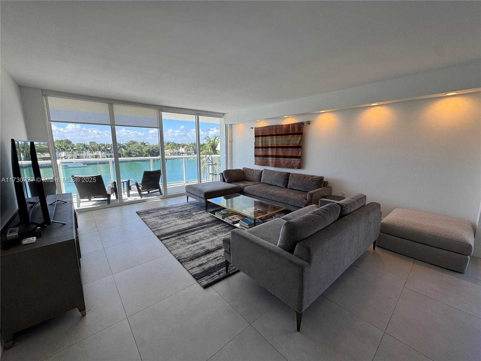 Small Image of 5750 COLLINS AVE #4F, Miami Beach Number 9
