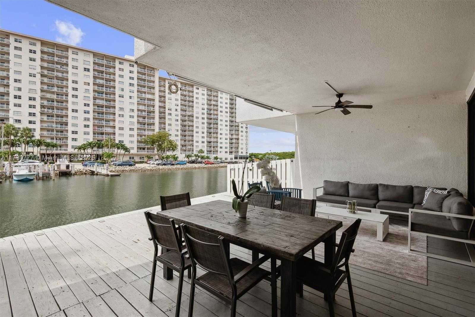 Small Image of 410 POINCIANA DR #1715, Sunny Isles Beach Number 24