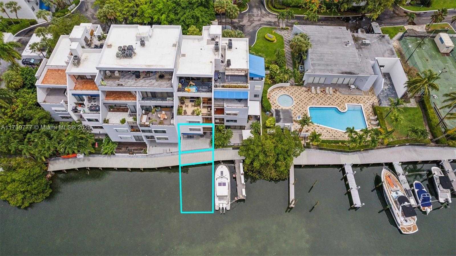Small Image of 410 POINCIANA DR #1715, Sunny Isles Beach Number 31