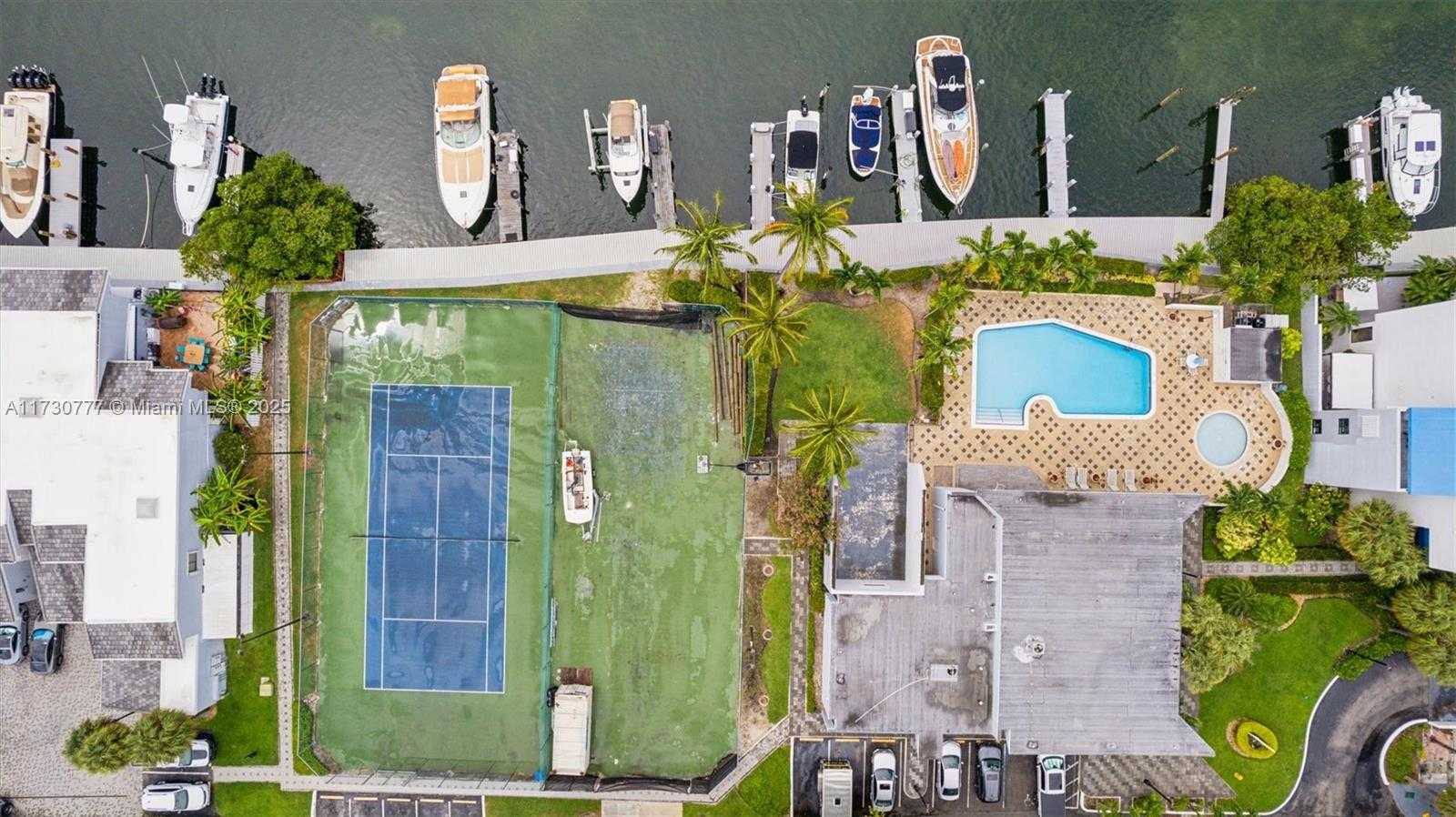 Small Image of 410 POINCIANA DR #1715, Sunny Isles Beach Number 34