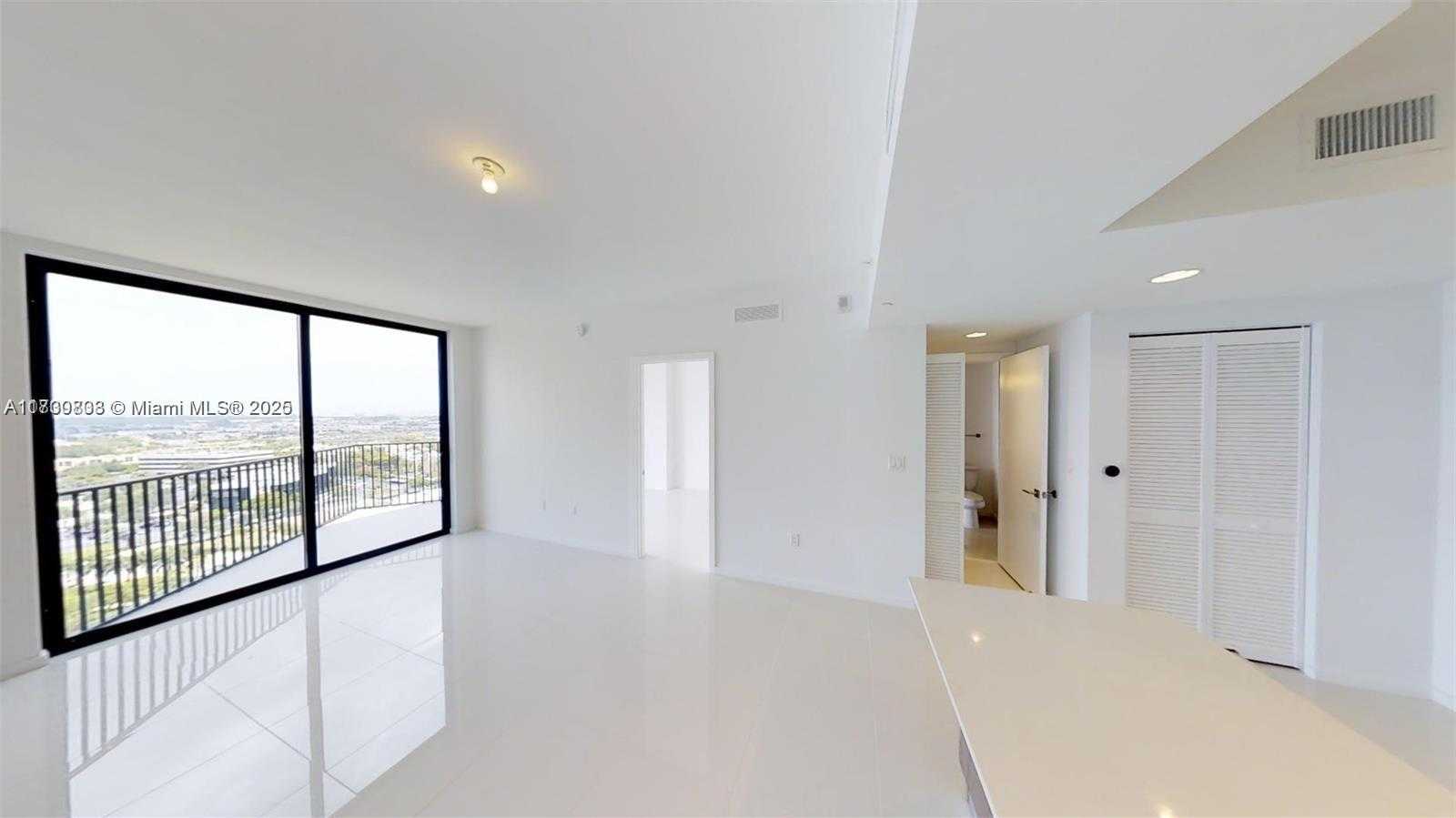 Small Image of 5300 PASEO BLVD #1903, Doral Number 11