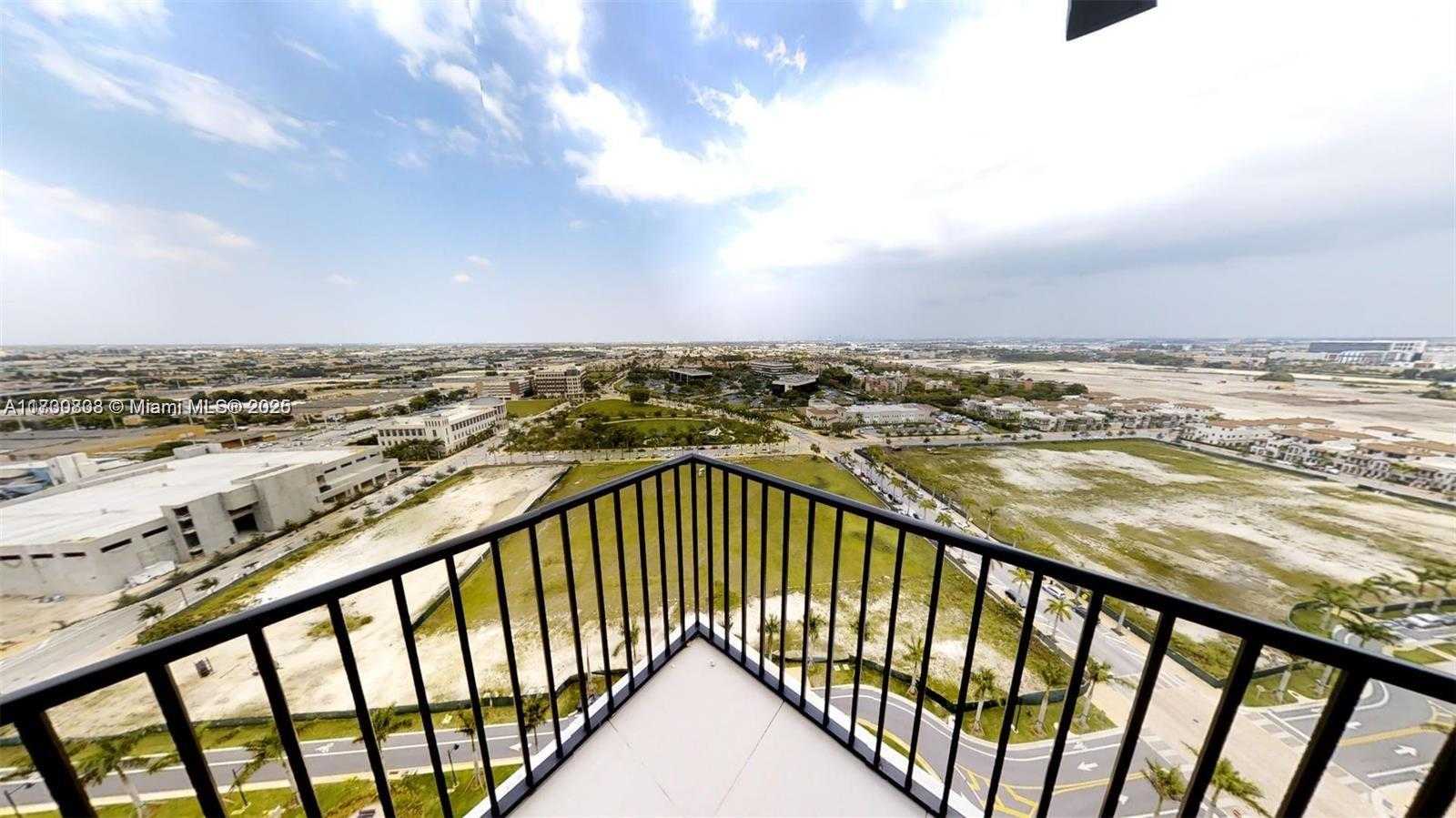 Small Image of 5300 PASEO BLVD #1903, Doral Number 13