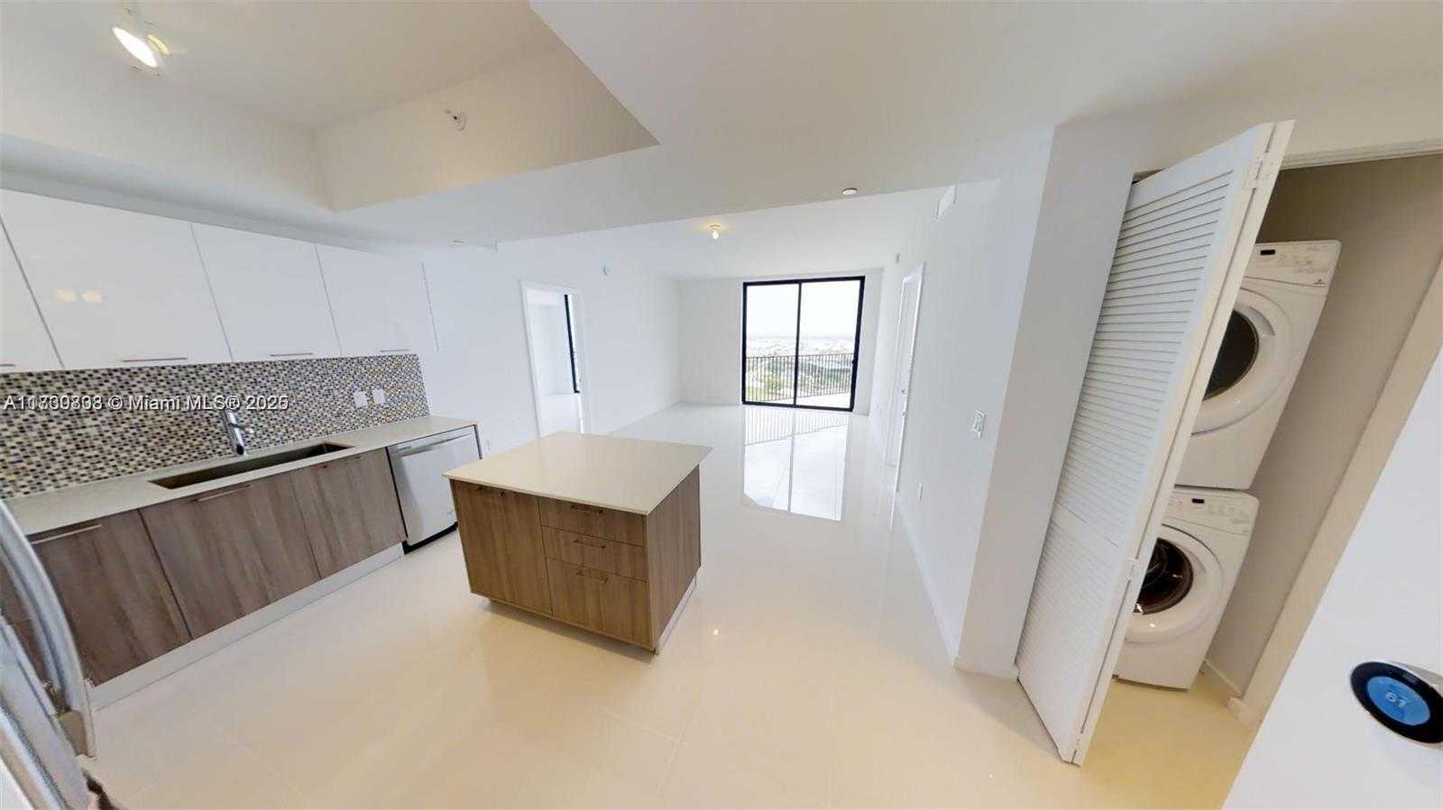 Small Image of 5300 PASEO BLVD #1903, Doral Number 5