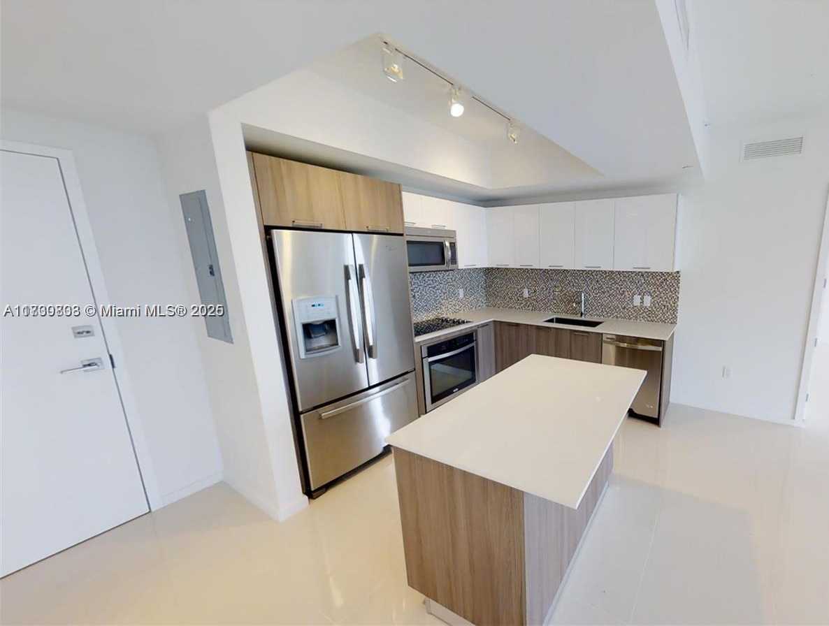 Small Image of 5300 PASEO BLVD #1903, Doral Number 6