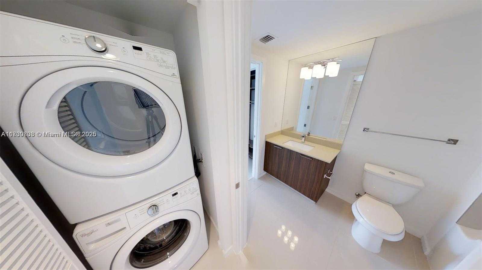 Small Image of 5300 PASEO BLVD #1903, Doral Number 7