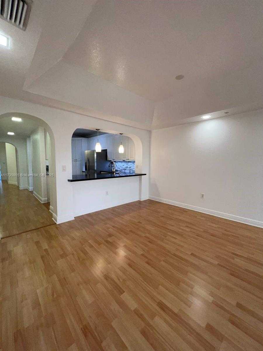 Small Image of 10710 NORTH WEST 66TH ST #111, Doral Number 11