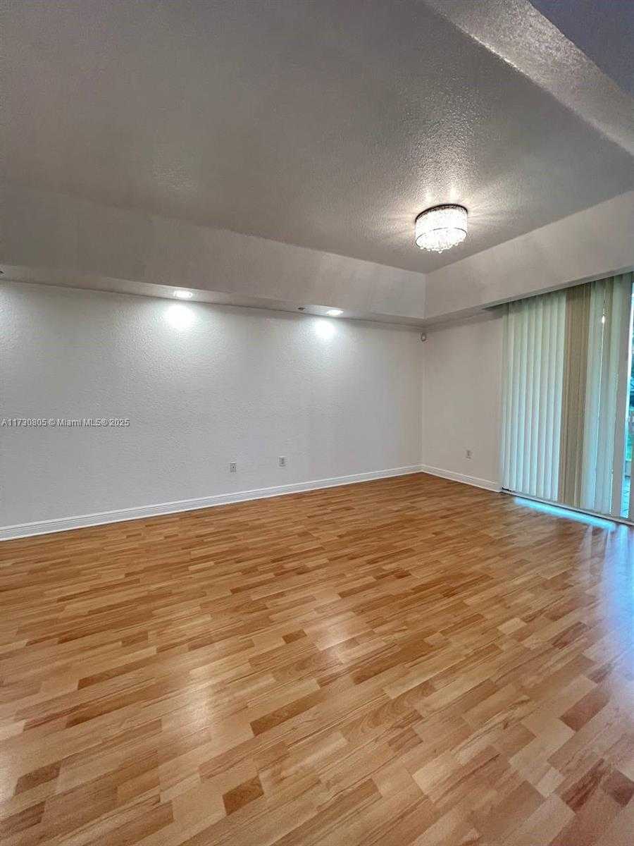 Small Image of 10710 NORTH WEST 66TH ST #111, Doral Number 4