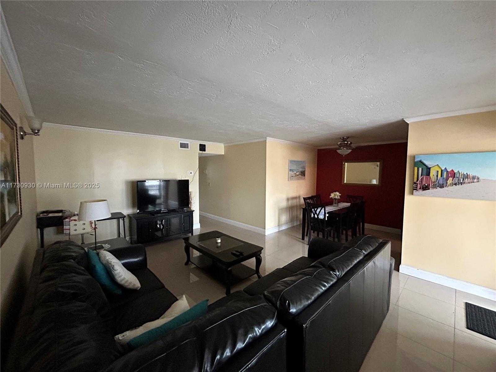 Small Image of 250 LAYNE BLVD #213, Hallandale Beach Number 12