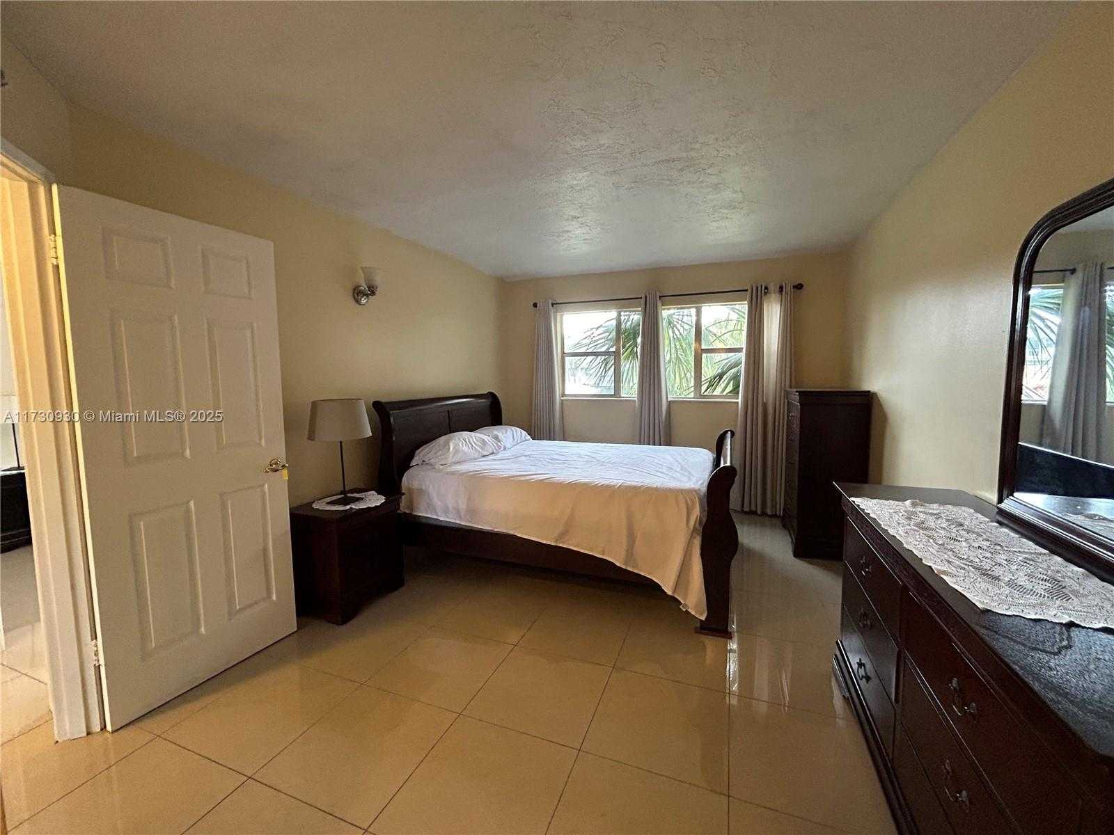 Small Image of 250 LAYNE BLVD #213, Hallandale Beach Number 24