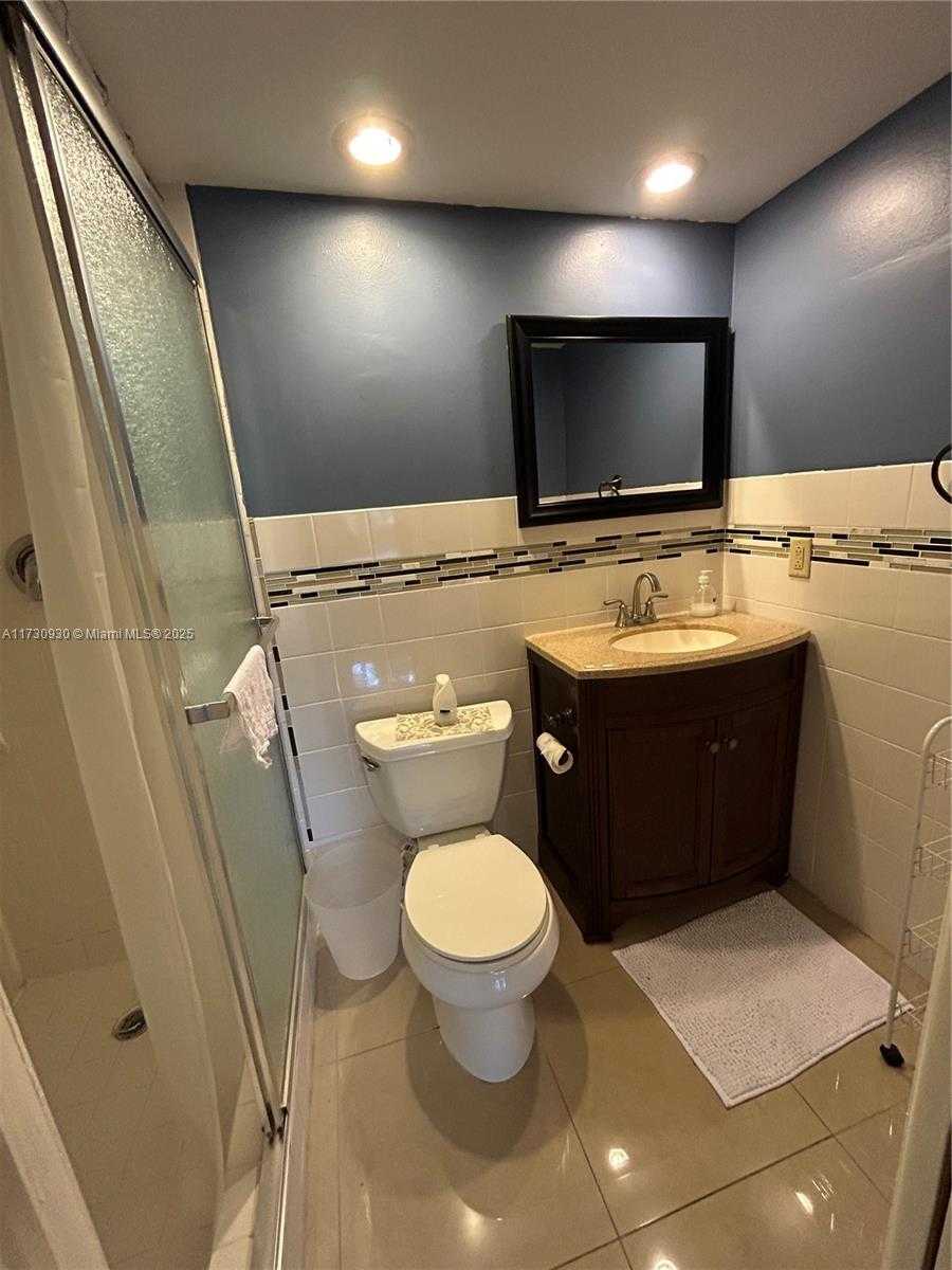 Small Image of 250 LAYNE BLVD #213, Hallandale Beach Number 28