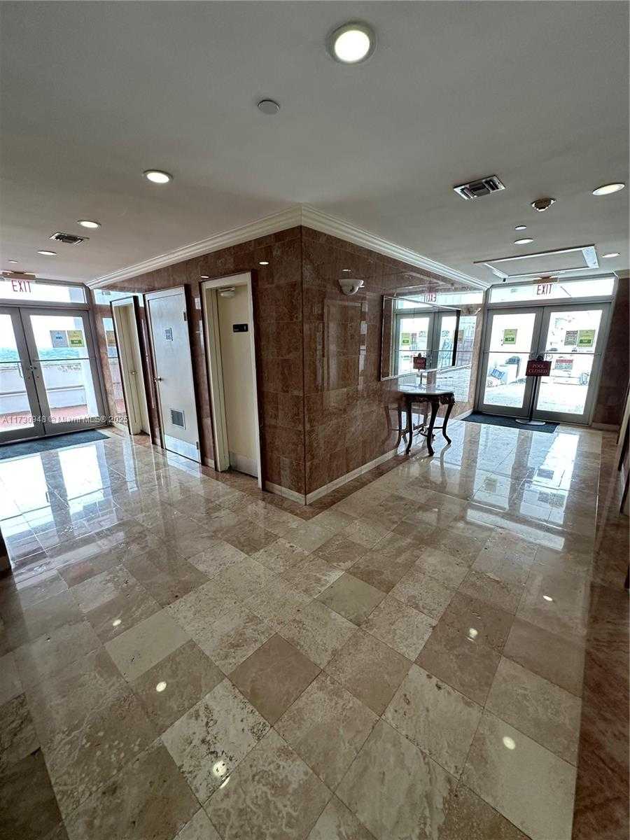 Small Image of 700 BILTMORE WAY #1211/1212, Coral Gables Number 19