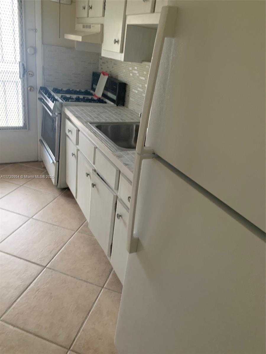 Small Image of 122 NORTH EAST 204TH ST #21, Miami Gardens Number 11