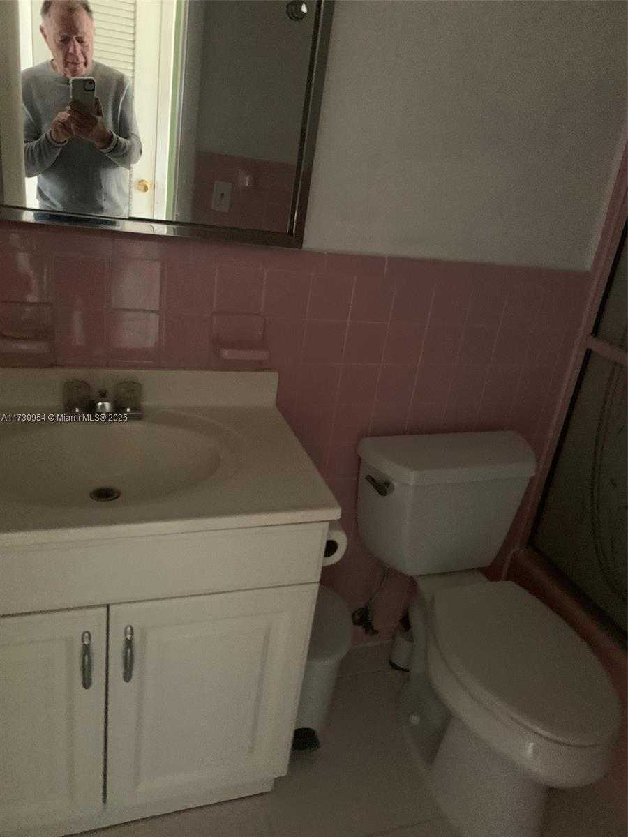 Small Image of 122 NORTH EAST 204TH ST #21, Miami Gardens Number 13