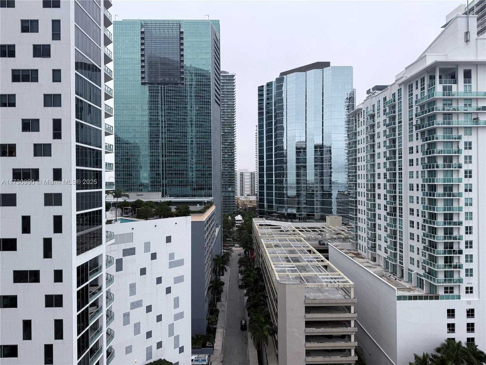 Small Image of 1331 BRICKELL BAY DR #1602, Miami Number 15