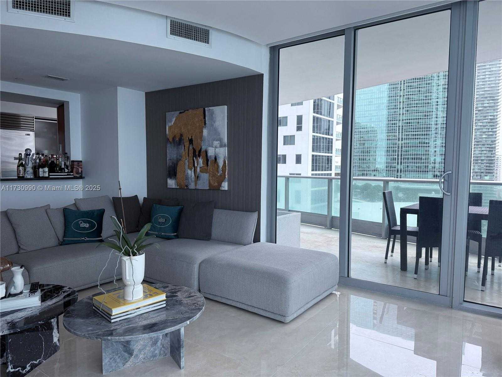 Small Image of 1331 BRICKELL BAY DR #1602, Miami Number 5