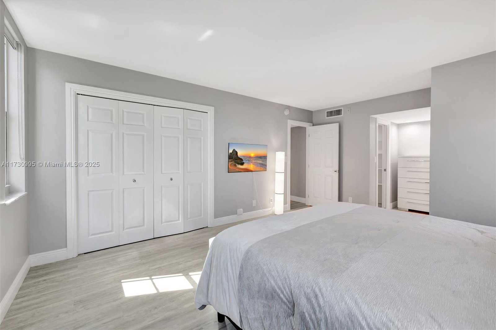 Small Image of 805 CYPRESS BLVD #301, Pompano Beach Number 18