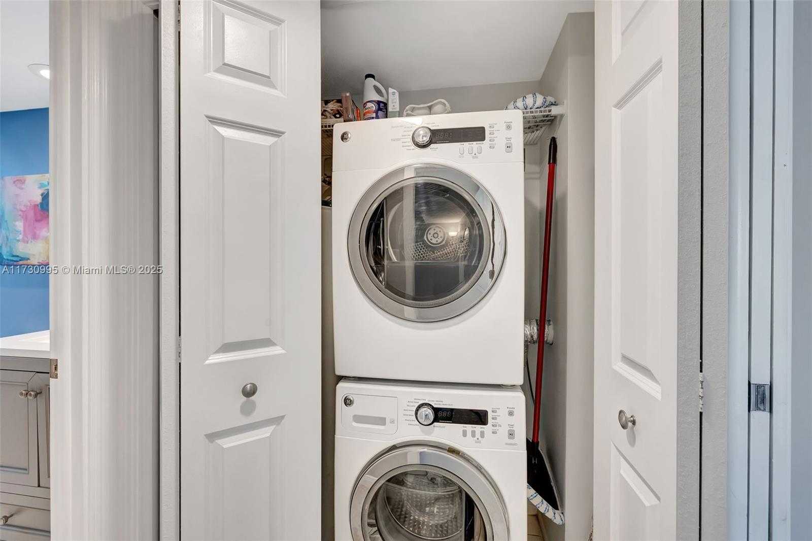 Small Image of 805 CYPRESS BLVD #301, Pompano Beach Number 28