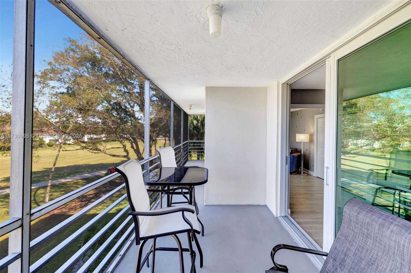 Small Image of 805 CYPRESS BLVD #301, Pompano Beach Number 35