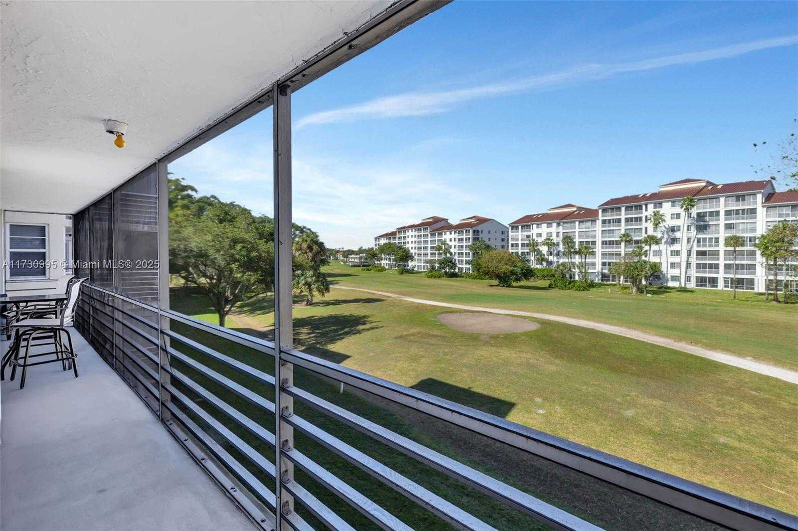 Small Image of 805 CYPRESS BLVD #301, Pompano Beach Number 36