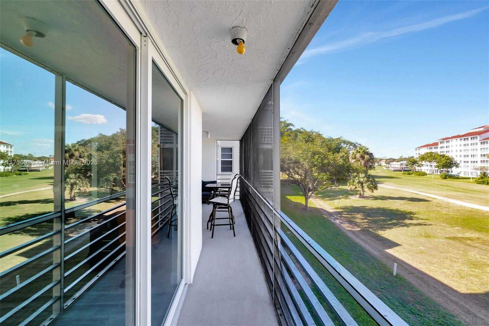 Small Image of 805 CYPRESS BLVD #301, Pompano Beach Number 37